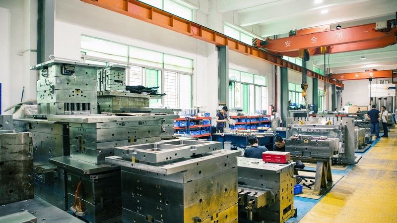 注塑模具生产基地：揭秘价格构成与影响因素**
