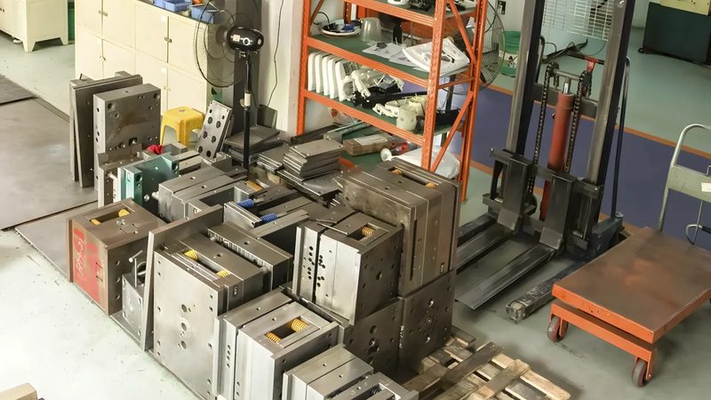 大型精密模具加工厂：行业现状与未来趋势