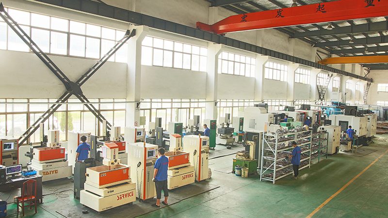 东莞小型模具批发市场：揭秘小型模具的选型与保养