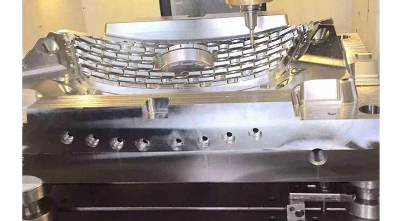 吹塑模具尺寸如何精准对照产品？关键点解析**